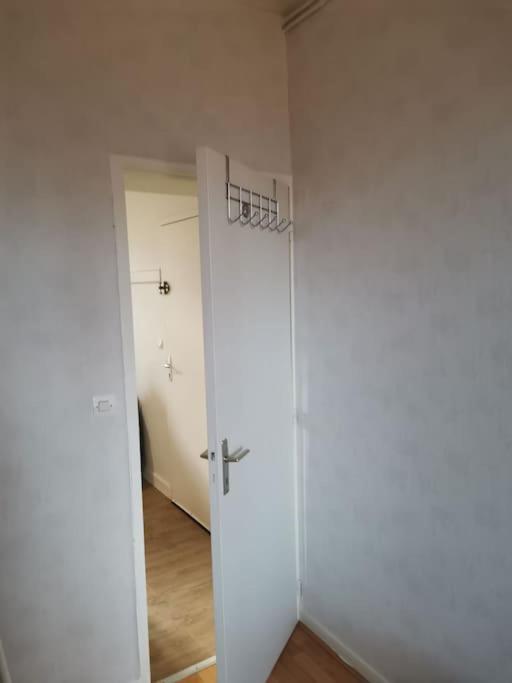 Super Appartement Chez Mon General แคลร์มงต์-แฟร์รองด์ ภายนอก รูปภาพ